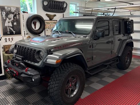 Used 2020 Jeep Wrangler Unlimited Rubicon AWD/4WD image 1