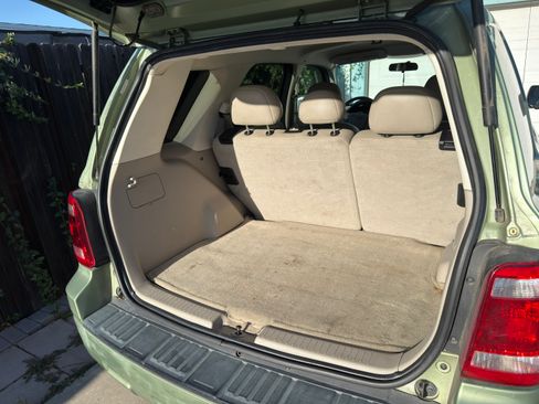 Used 2008 Ford Escape 2WD Hybrid image 16