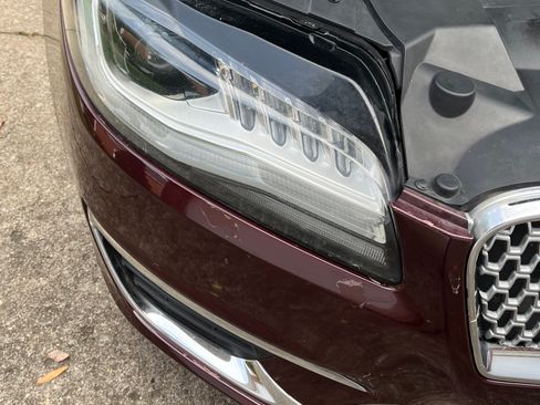 Used 2017 Lincoln MKZ Reserve w/ Climate Package image 4