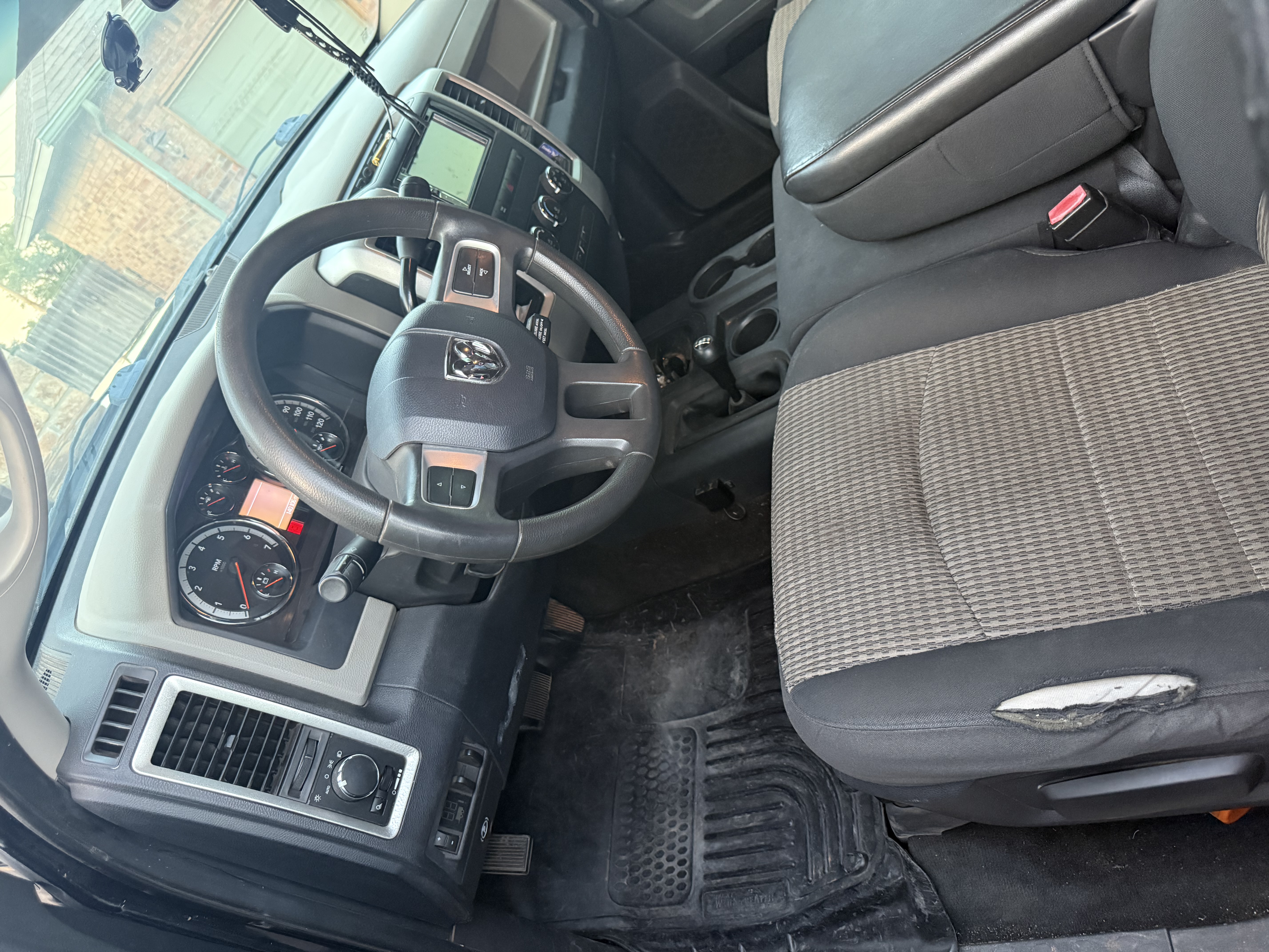 Used 2011 RAM 2500 ST w/ ST Popular Equipment Group AWD/4WD image 15
