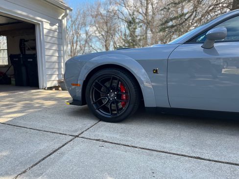 Used 2022 Dodge Challenger R/T Scat Pack RWD image 6