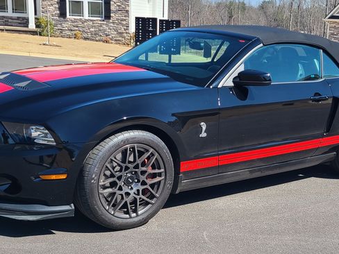 Used 2014 Ford Mustang Shelby GT500 w/ Equipment Group 821A image 12