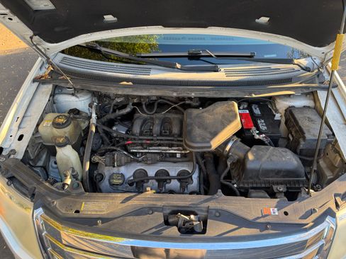 Used 2010 Ford Edge SEL image 14