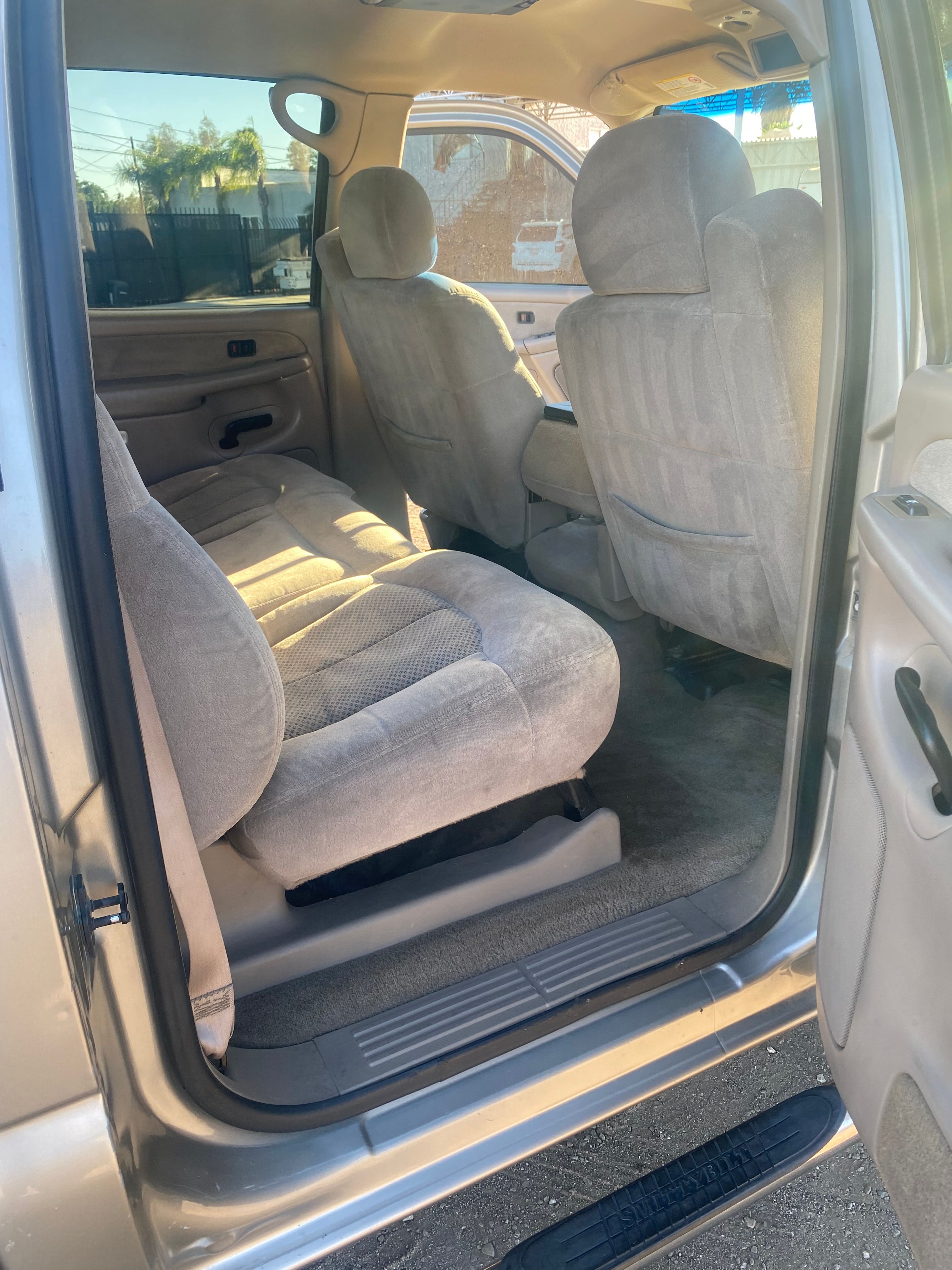 Used 2002 Chevrolet Silverado 2500 LS RWD image 9