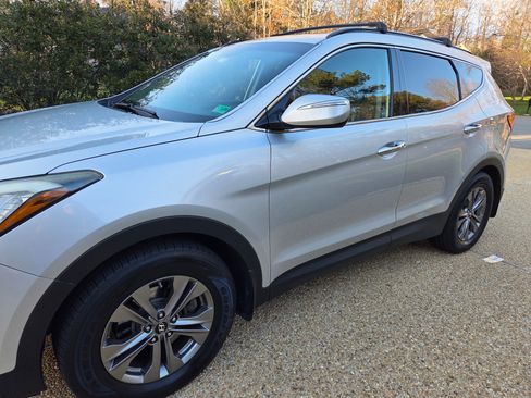 Used 2013 Hyundai Santa Fe Sport image 6