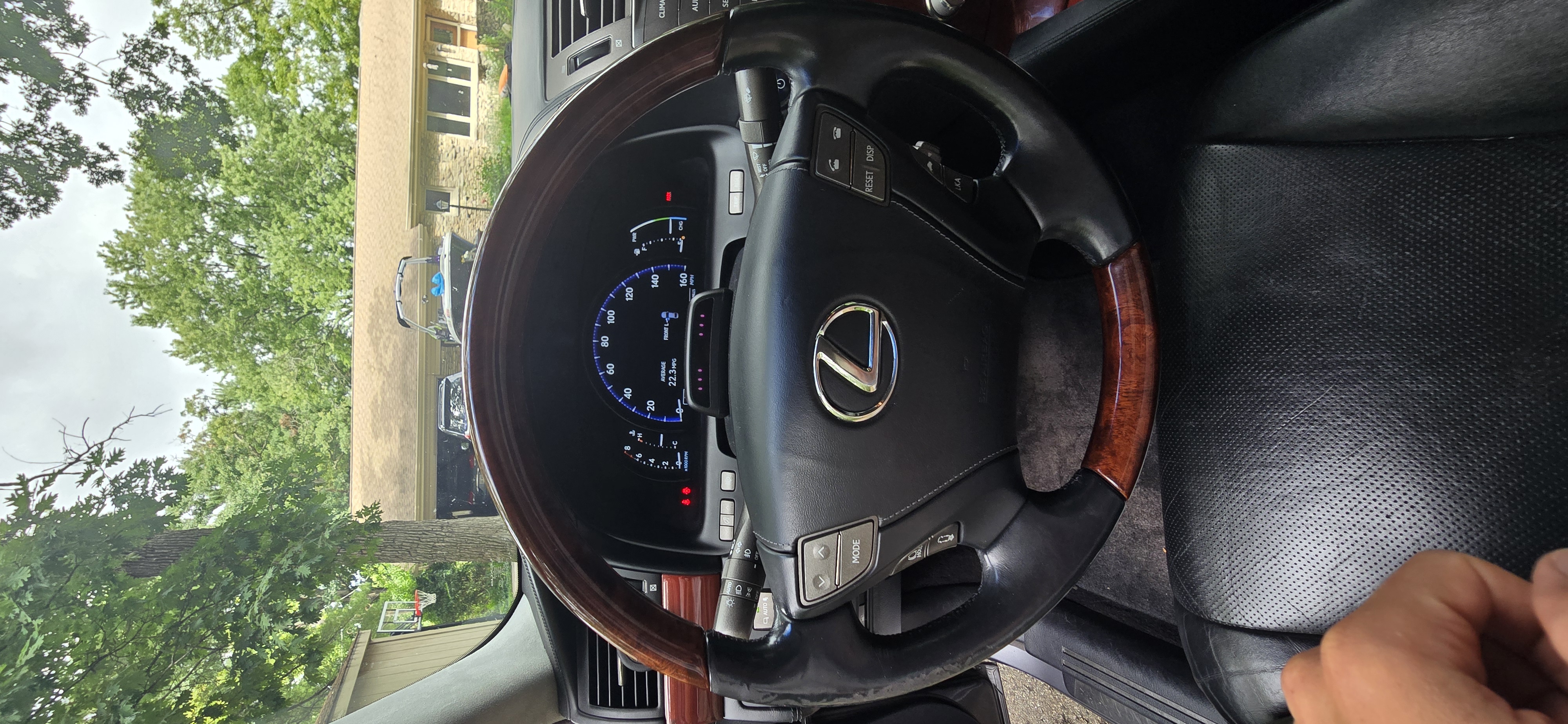 Used 2012 Lexus LS 600h L w/ Premium Luxury Pkg II AWD/4WD image 15