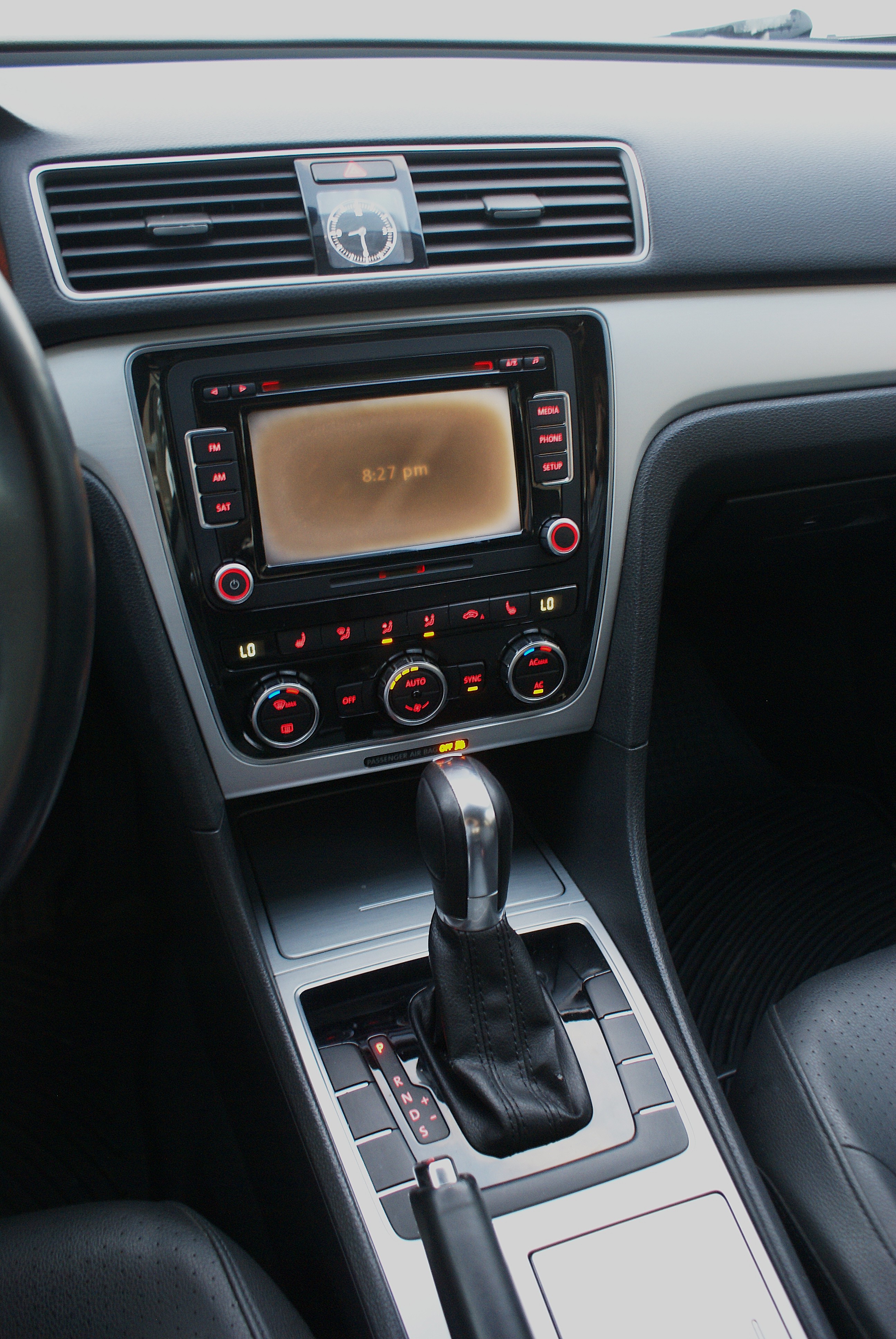 Used 2012 Volkswagen Passat 2.5 SE FWD image 14