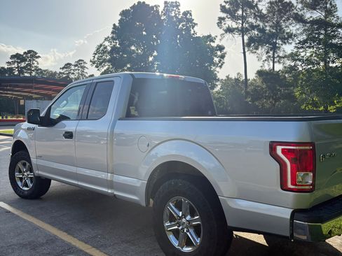 Used 2015 Ford F150 XLT w/ Equipment Group 301A Mid RWD image 6