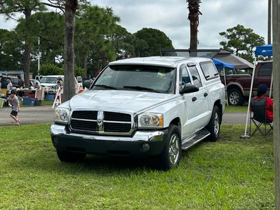 Used 2005 Dodge Dakota SLT