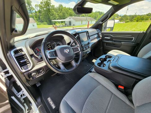 Used 2024 RAM 3500 Big Horn image 14