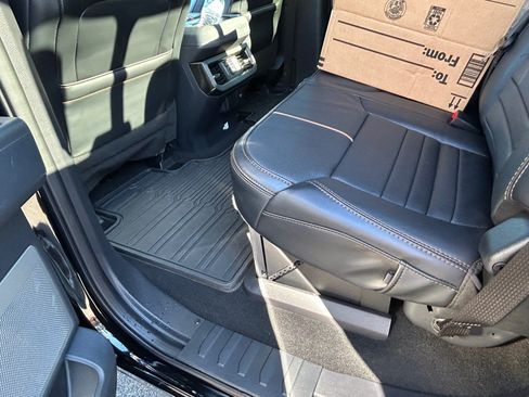 Used 2024 Ford F450 Platinum w/ FX4 Off-Road Package image 6