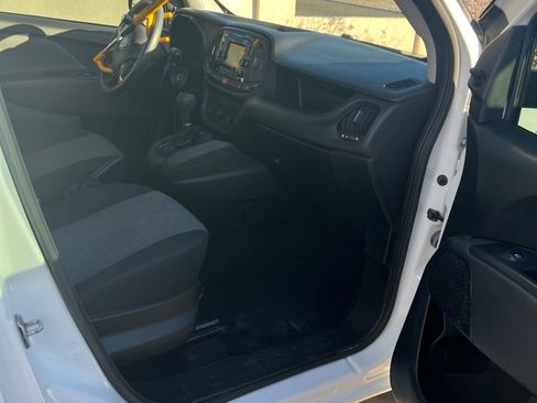 Used 2021 RAM ProMaster City Tradesman image 10