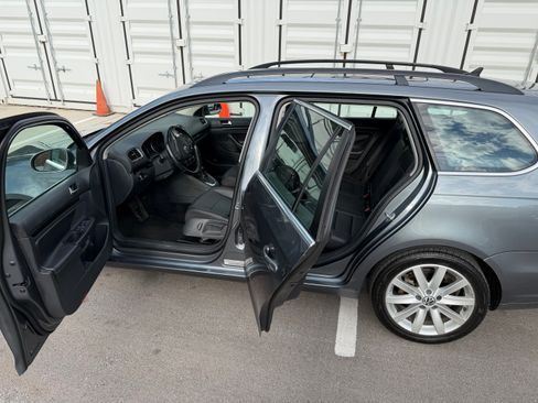 Used 2011 Volkswagen Jetta TDI FWD image 18