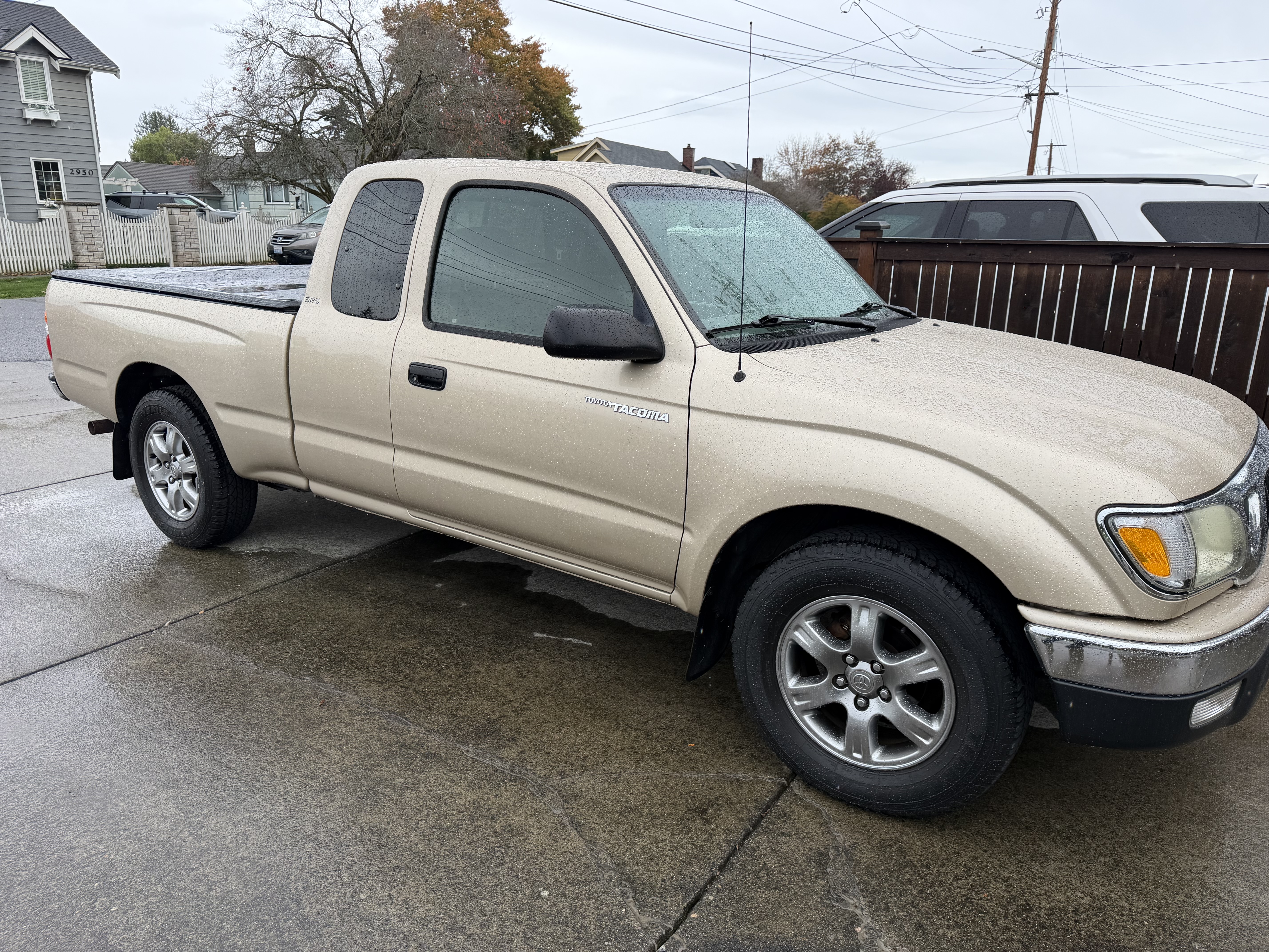 Used 2004 Toyota Tacoma 2WD Xtracab image 1