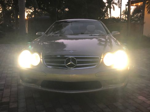 Used 2004 Mercedes-Benz SL 500 image 12