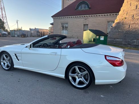 Used 2013 Mercedes-Benz SL 550 image 12