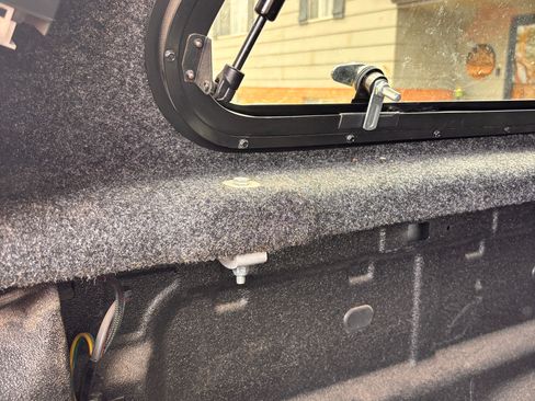 Used 2021 Ford Ranger Lariat w/ Tremor Off-Road Package image 10