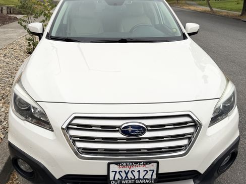 Used 2016 Subaru Outback 3.6R Limited AWD/4WD image 1