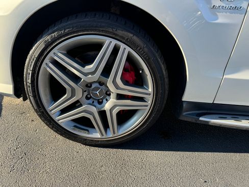 Used 2014 Mercedes-Benz ML 63 AMG 4MATIC image 10