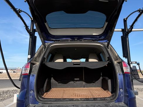 Used 2016 Ford Escape Titanium w/ Equipment Group 301A AWD/4WD image 9