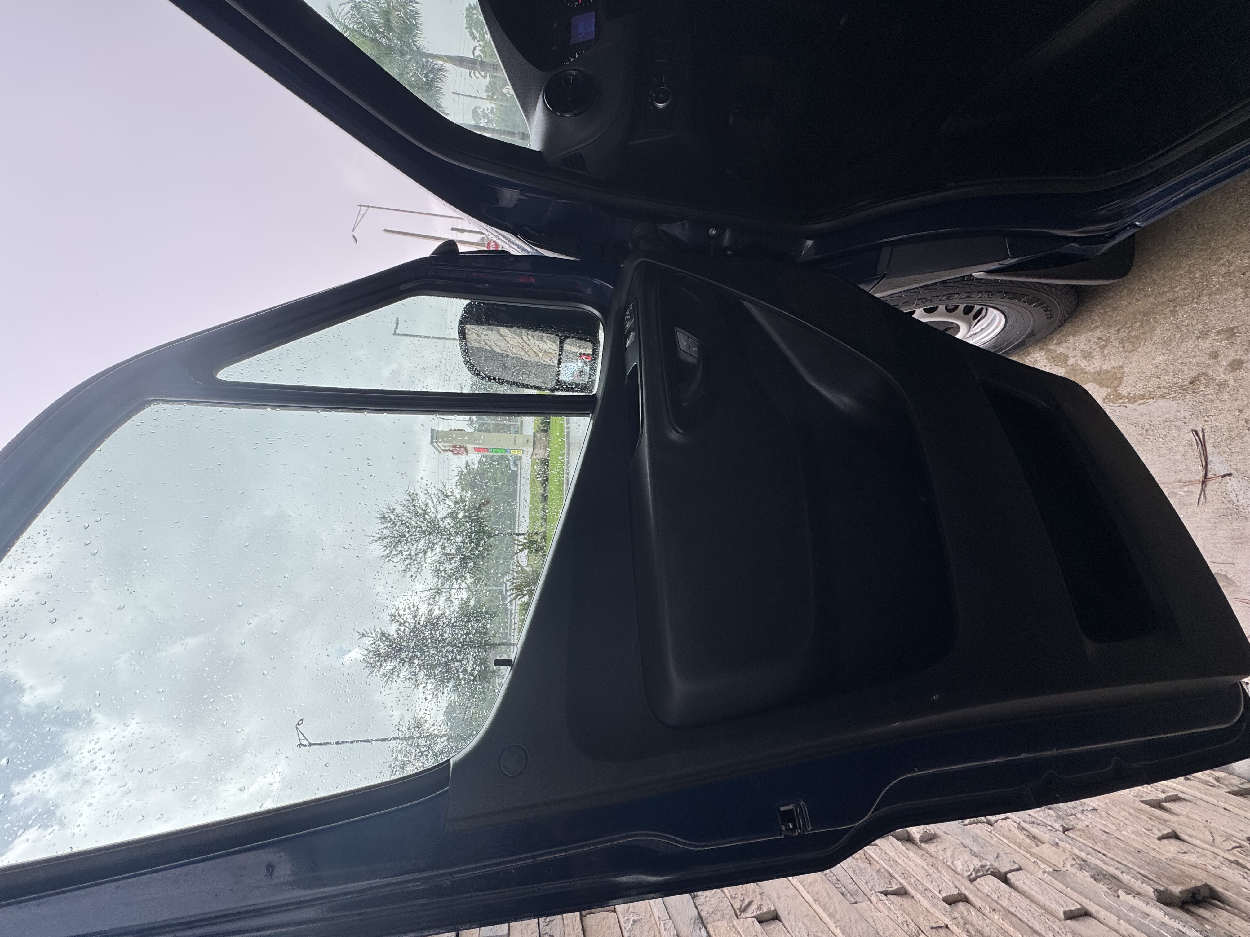 Used 2021 Mercedes-Benz Sprinter 2500 image 14