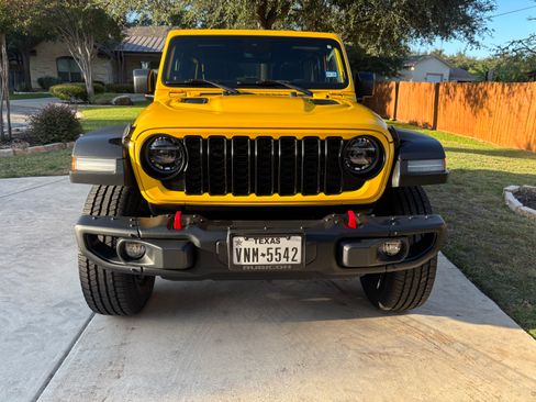 Used 2019 Jeep Wrangler Unlimited Rubicon AWD/4WD image 1