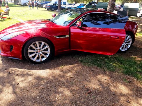 Used 2017 Jaguar F-TYPE Coupe image 2