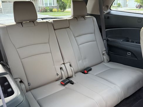 Used 2017 Honda Pilot Elite image 21
