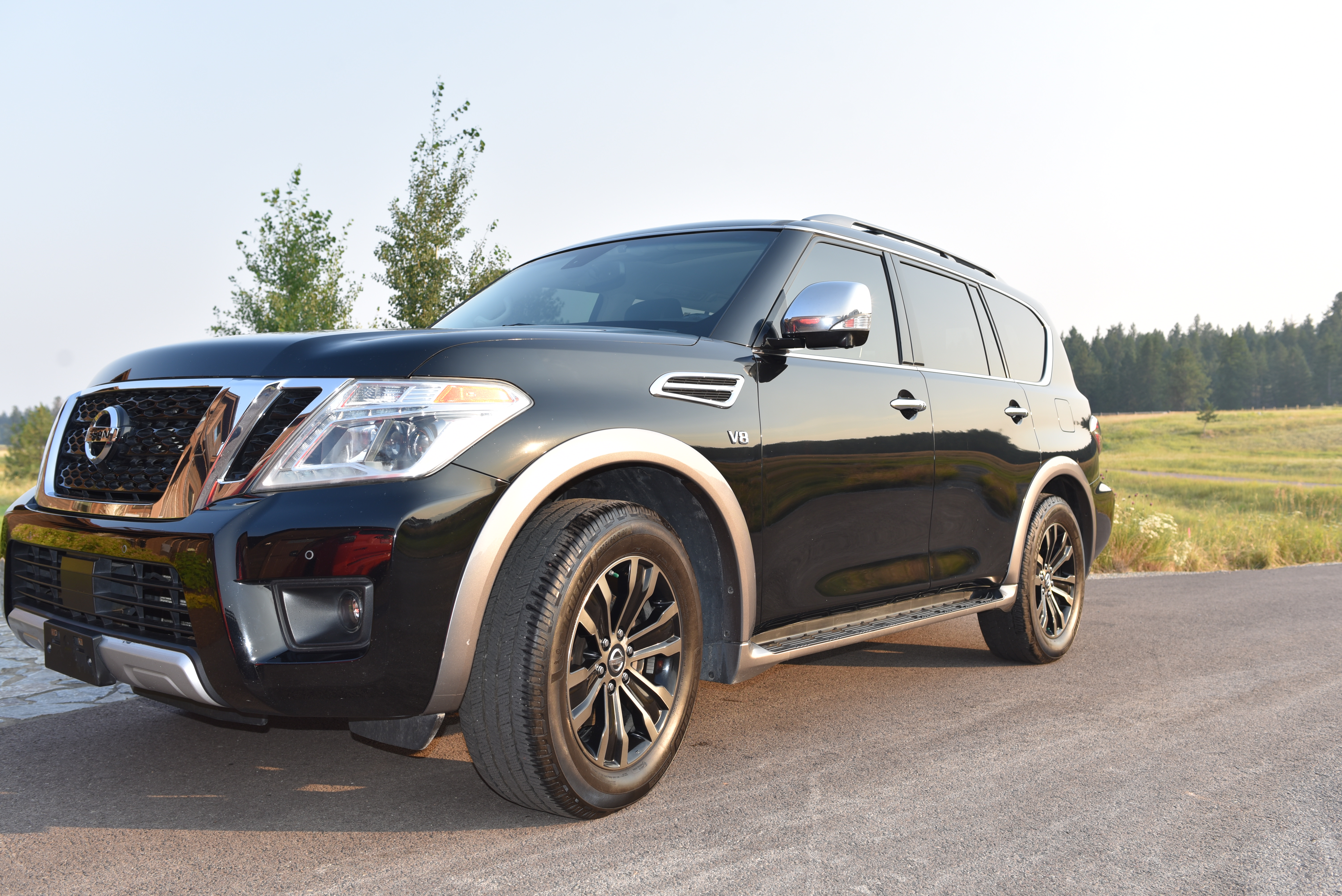 Used 2017 Nissan Armada Platinum w/ Captain Seat Package AWD/4WD image 1
