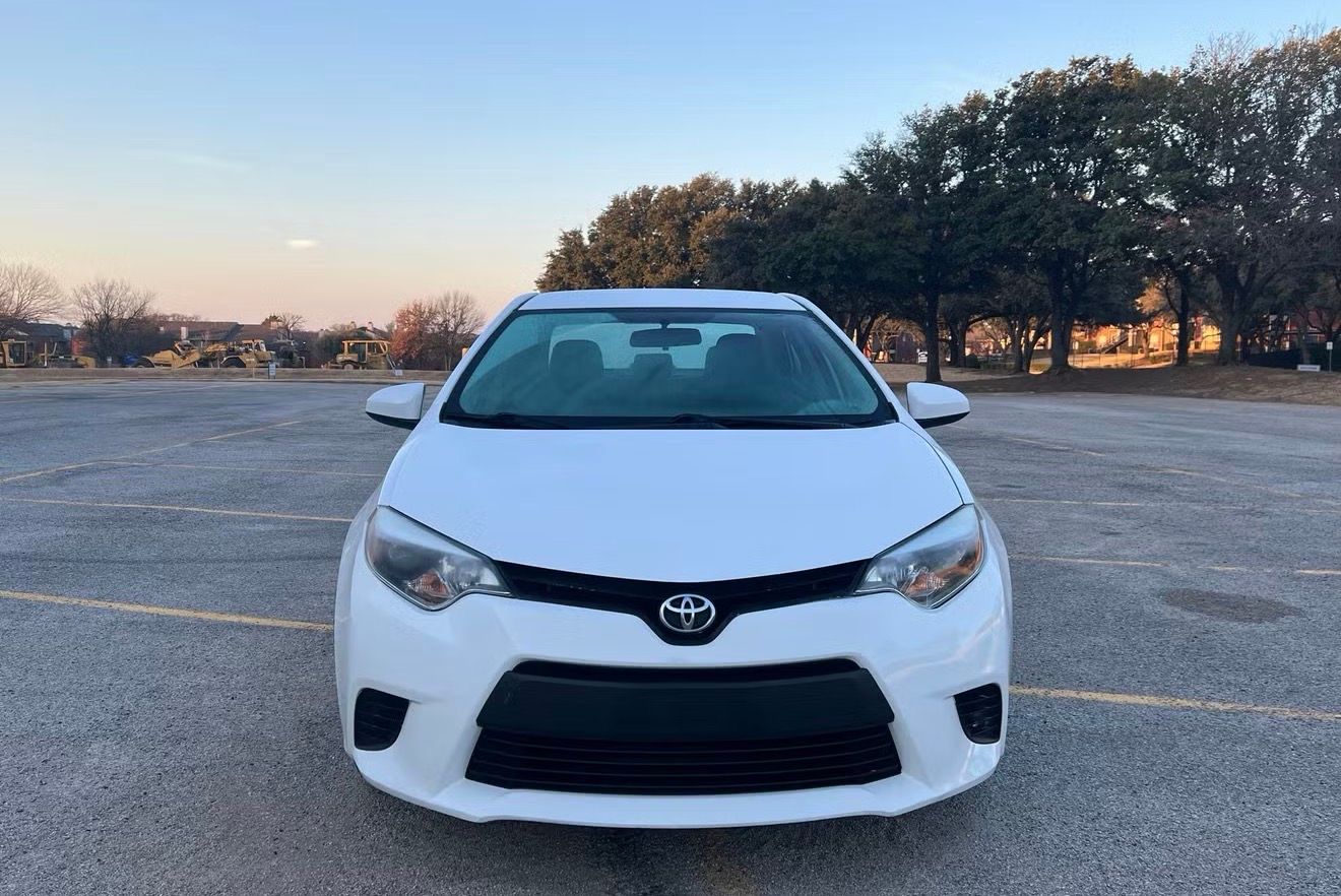 Used 2015 Toyota Corolla L FWD image 5