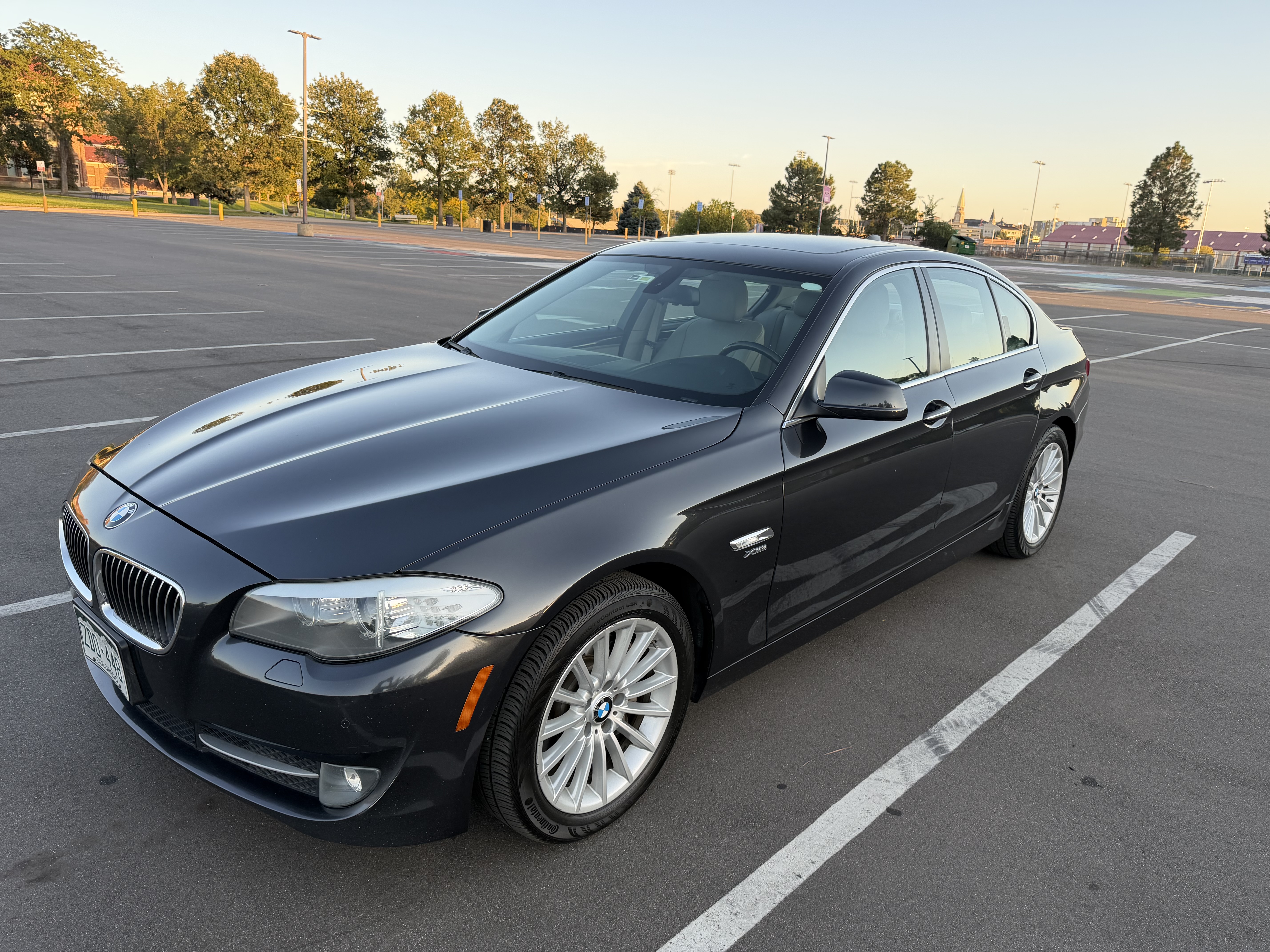 Used 2011 BMW 535i xDrive Sedan AWD/4WD image 1