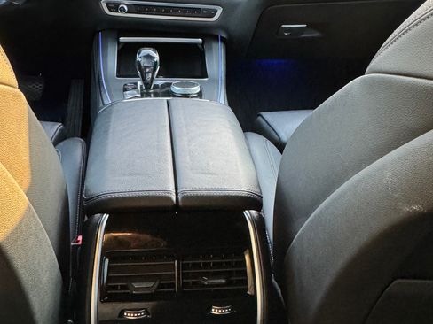 Used 2019 BMW X5 xDrive40i w/ Premium Package 2 image 21