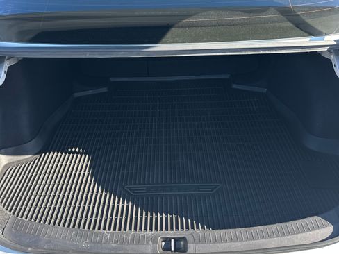 Used 2022 Toyota Corolla LE image 25