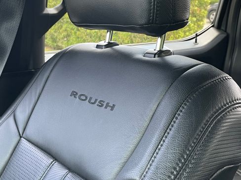 Used 2018 Ford F150 XLT w/ Equipment Group 302A Luxury image 11