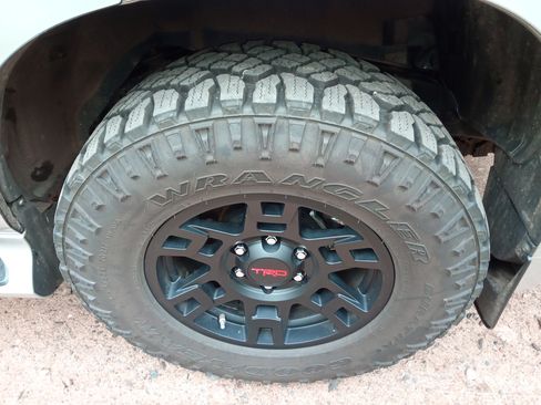 Used 2010 Lexus GX 460 image 19