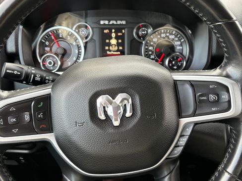 Used 2020 RAM 1500 Big Horn AWD/4WD image 25