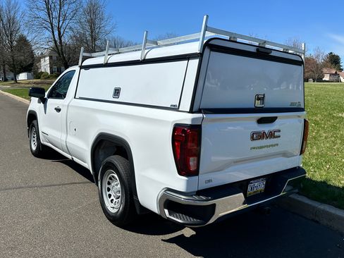 Used 2023 GMC Sierra 1500 Pro w/ Pro Value Package image 4