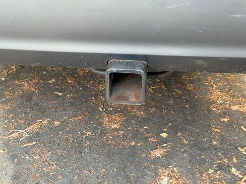 Used 2013 Toyota Sienna XLE image 12