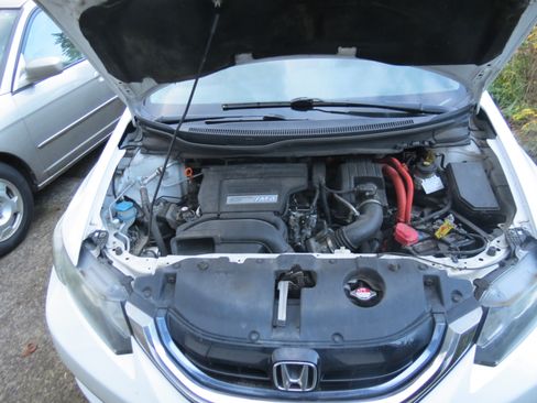 Used 2015 Honda Civic Hybrid Sedan image 9