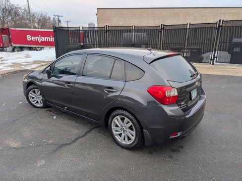 Used 2016 Subaru Impreza 2.0i Premium image 6