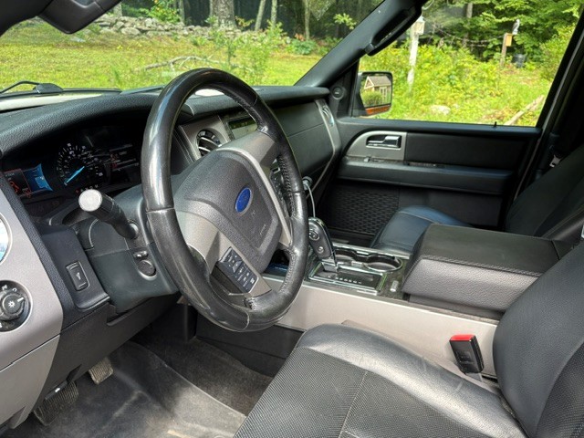 Used 2017 Ford Expedition Max Limited AWD/4WD image 8