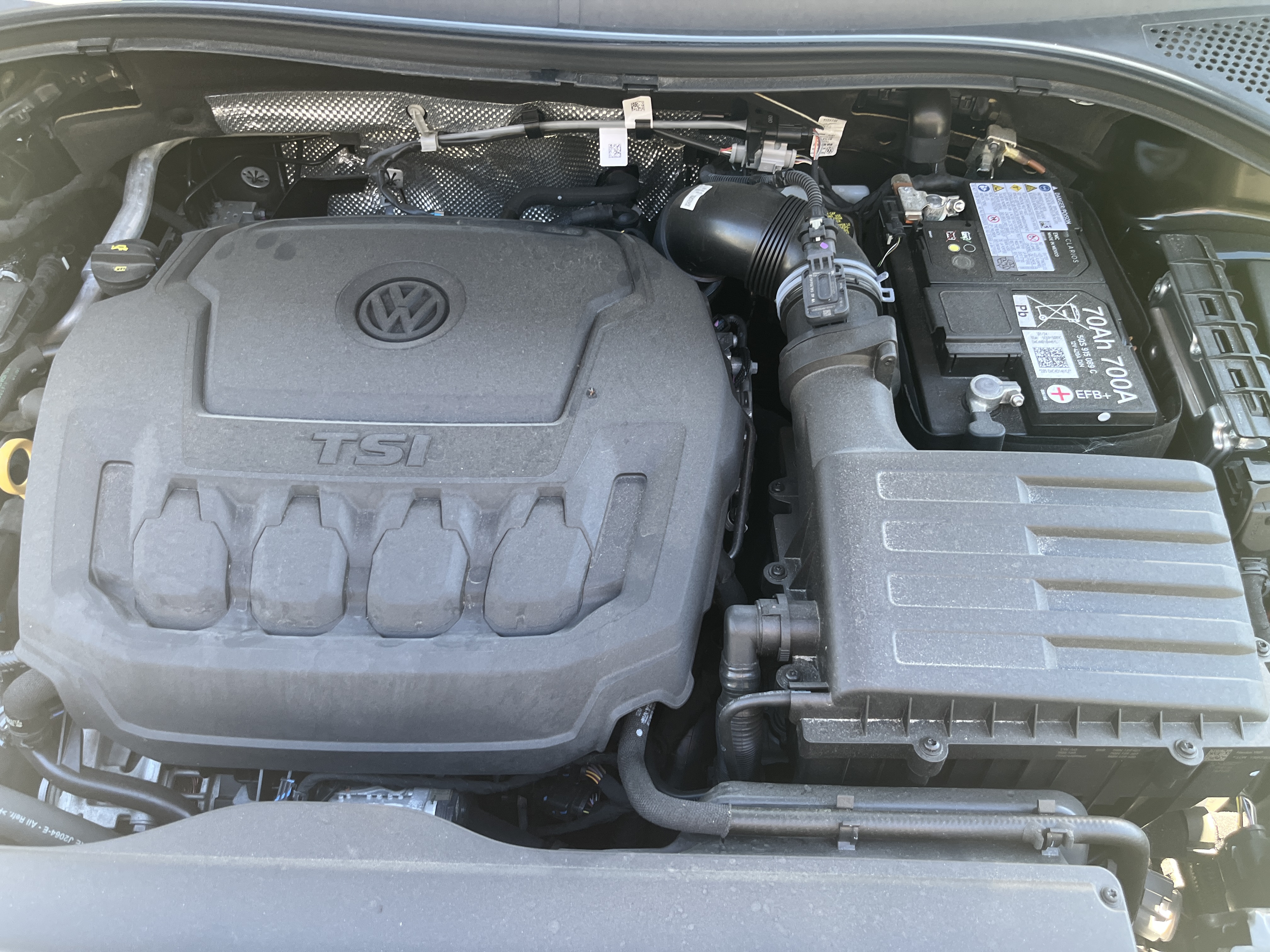 Used 2024 Volkswagen Tiguan SE R-Line FWD image 20