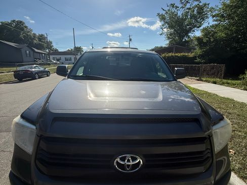 Used 2015 Toyota Tundra SR AWD/4WD image 4