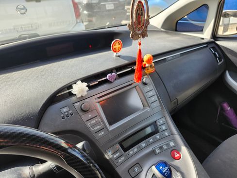 Used 2012 Toyota Prius Two image 14