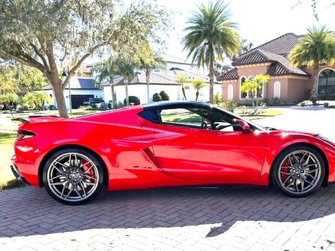 Used 2024 Chevrolet Corvette Z06 w/ Battery Protection Package image 9