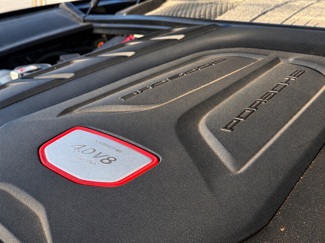 Used 2019 Porsche Cayenne Turbo AWD/4WD image 18