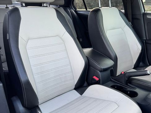 Used 2016 Volkswagen Jetta Sport w/ Lighting Package image 23