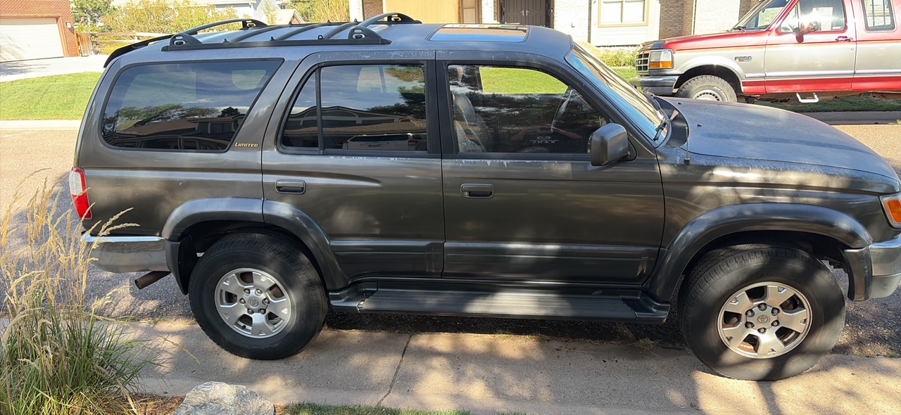 Used 1996 Toyota 4Runner Limited AWD/4WD image 1