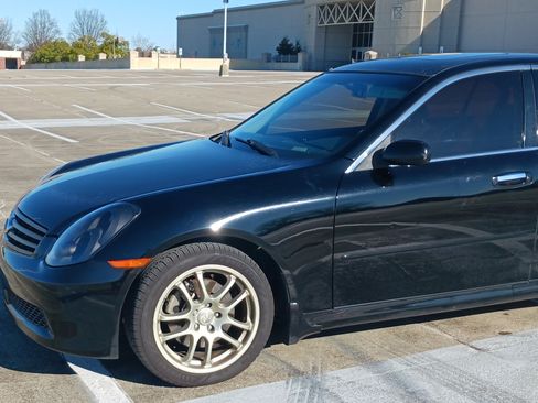Used 2005 INFINITI G35 Sedan w/ (P01) Premium Pkg A image 4
