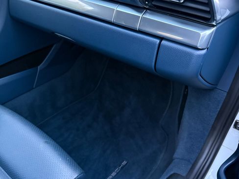 Used 2013 Porsche 911 Carrera image 9